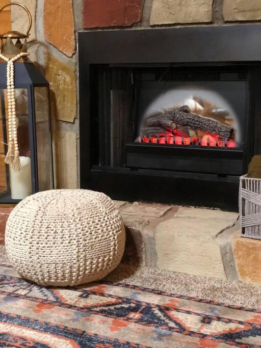 Cabin With New Hot Tub, Near Dollywood .2Bd.2Ba.Sleeps6.Bbq Sevierville Exteriér fotografie