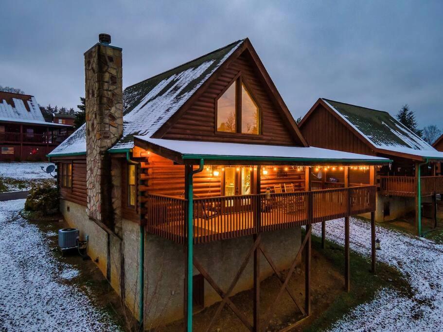 Cabin With New Hot Tub, Near Dollywood .2Bd.2Ba.Sleeps6.Bbq Sevierville Exteriér fotografie