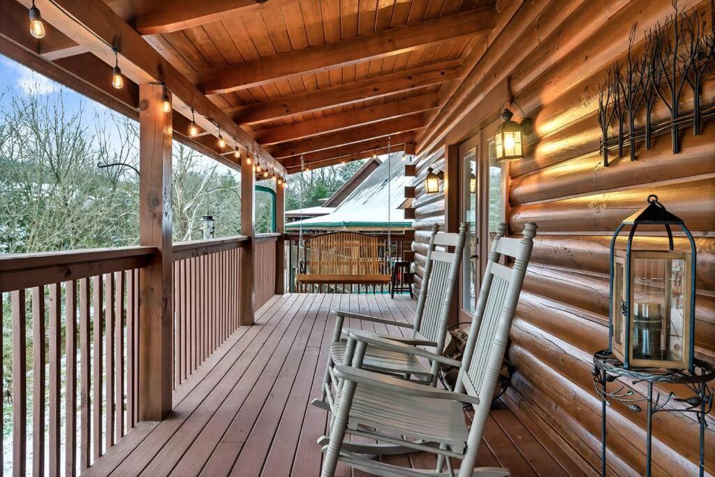 Cabin With New Hot Tub, Near Dollywood .2Bd.2Ba.Sleeps6.Bbq Sevierville Exteriér fotografie