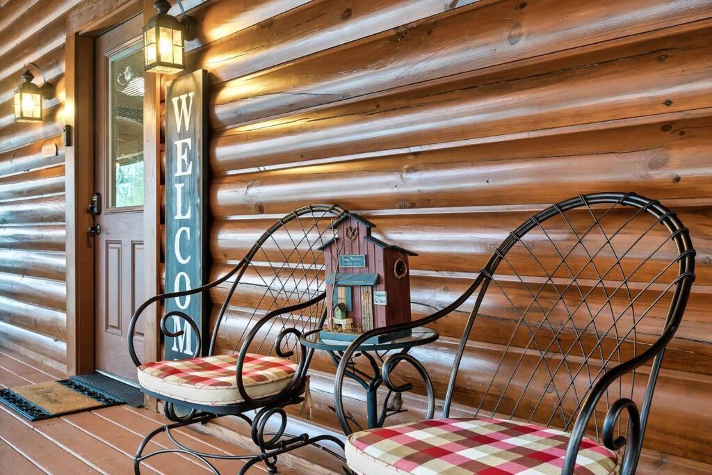 Cabin With New Hot Tub, Near Dollywood .2Bd.2Ba.Sleeps6.Bbq Sevierville Exteriér fotografie