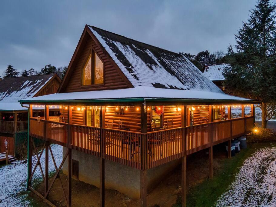 Cabin With New Hot Tub, Near Dollywood .2Bd.2Ba.Sleeps6.Bbq Sevierville Exteriér fotografie